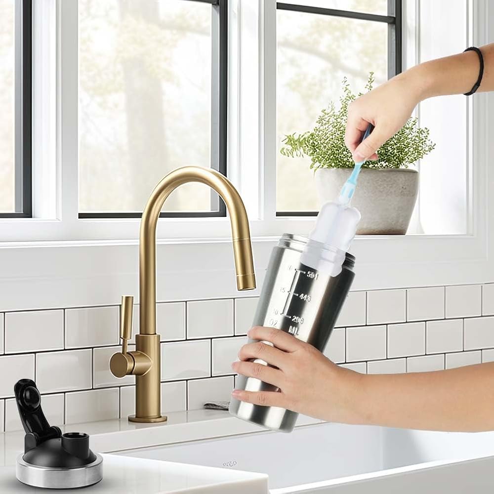 AOOWU Stainless Steel Shaker Bottle with Wire Whisk Ball 900ml