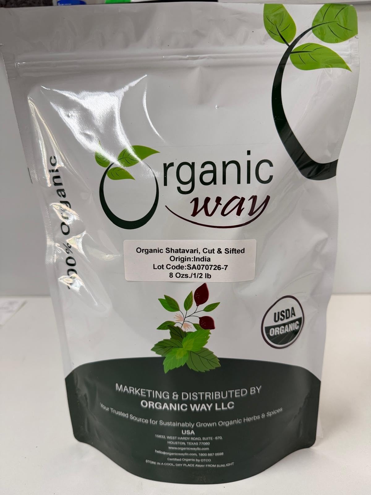 Organic Way Dried Shatavari Cut & Sifted - Origin - India