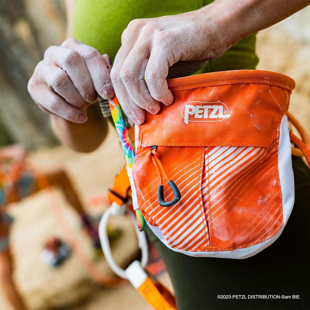 PETZL Power Crunch Rock Climbing Chalk - 200g - image 2